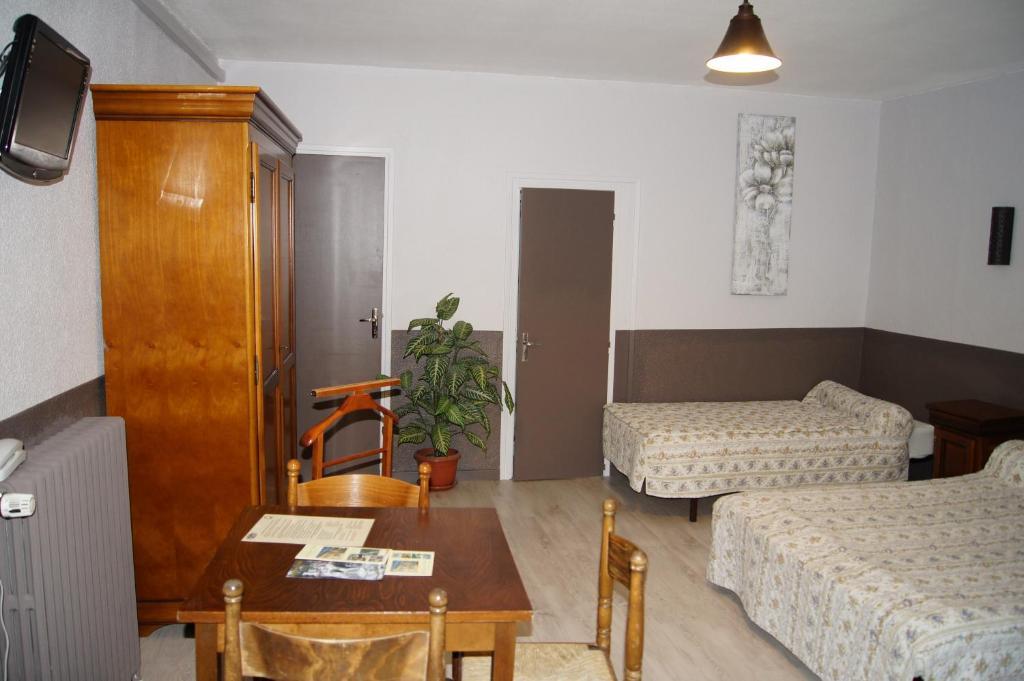 Le Grand Hotel Aups Quarto foto